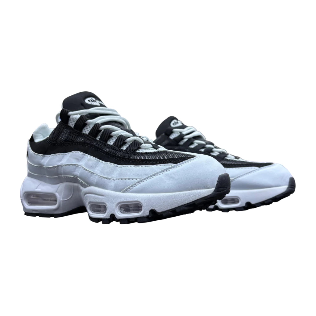 Air Max 95 “Black/White“