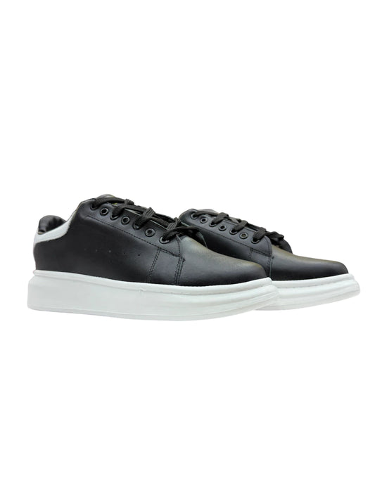 Alexander McQueen Black/ White